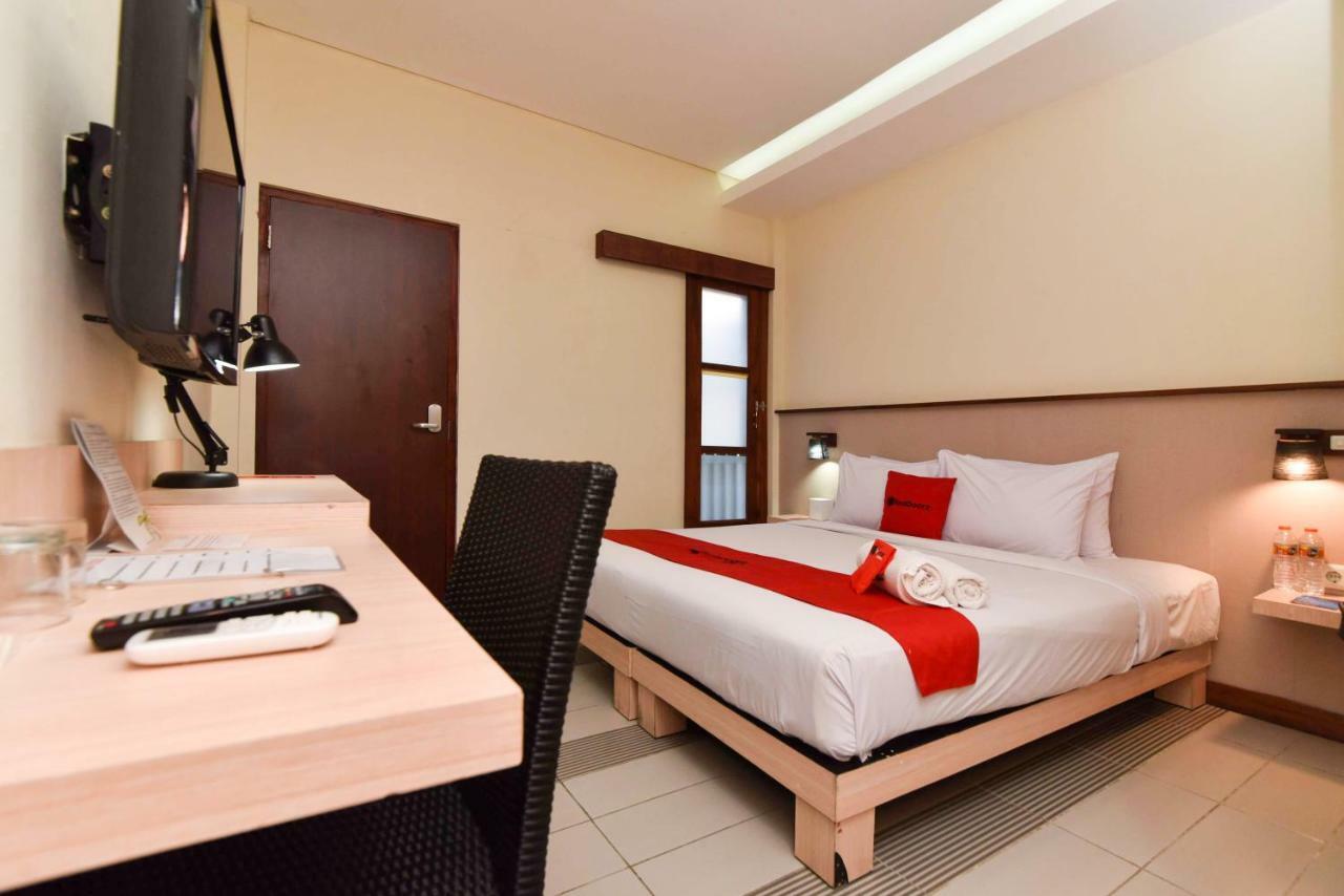 Hotel Reddoorz Near Legian Street Kuta Lombok Zewnętrze zdjęcie